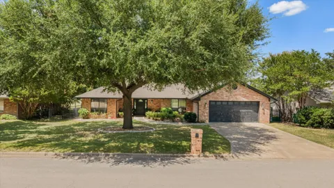 1003 Prairie Wind Boulevard