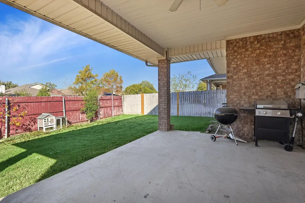 8837 Sunset Trace Drive Fort Worth, TX 76244