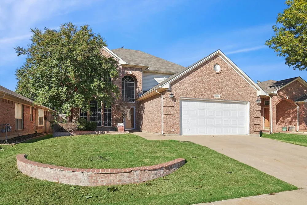 8837 Sunset Trace Drive Fort Worth, TX 76244