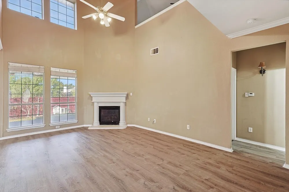 8837 Sunset Trace Drive Fort Worth, TX 76244