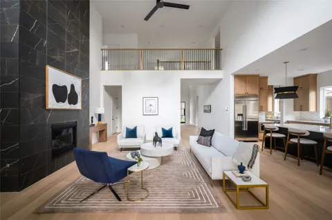 9661 Lynbrook Drive