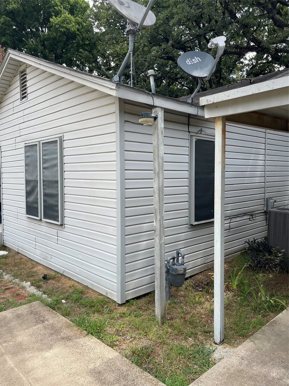 5801 Estes Avenue Forest Hill, TX 76119