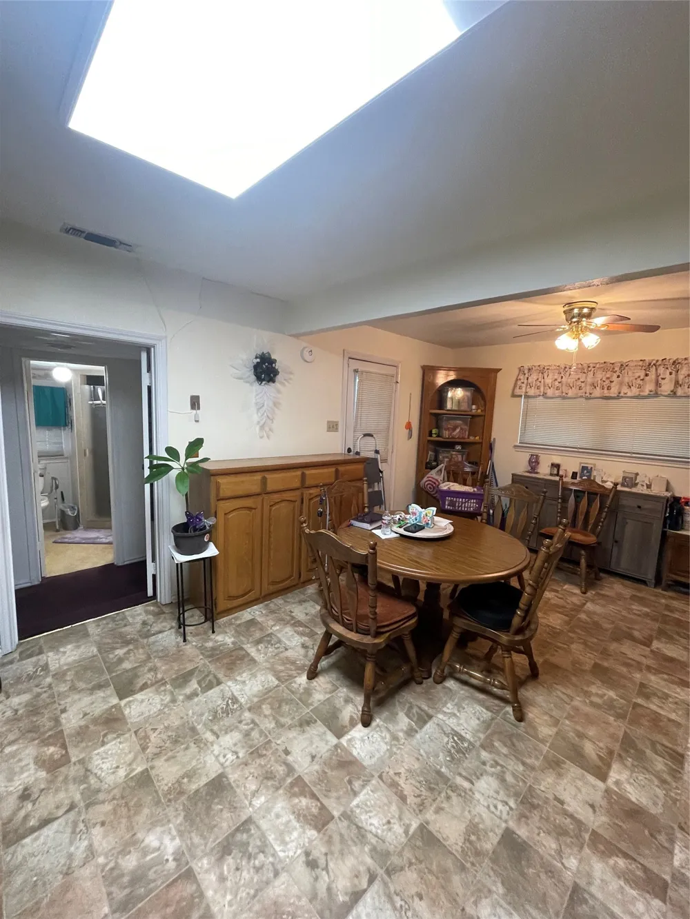 5801 Estes Avenue Forest Hill, TX 76119