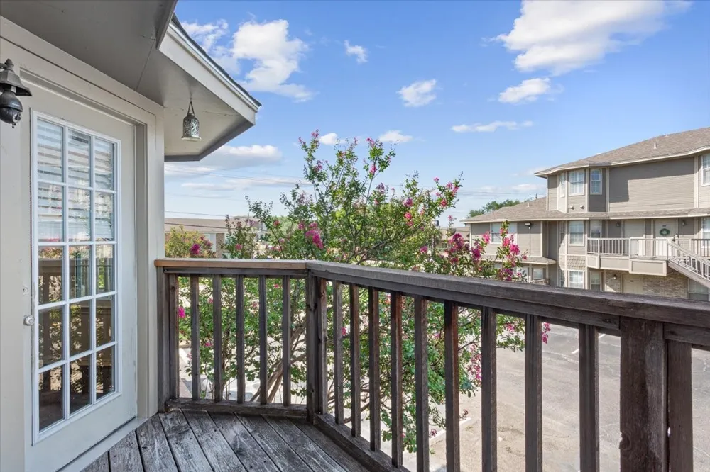 1325 Speight Avenue Waco, TX 76706