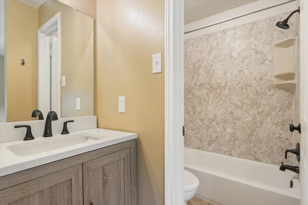 1325 Speight Avenue Waco, TX 76706