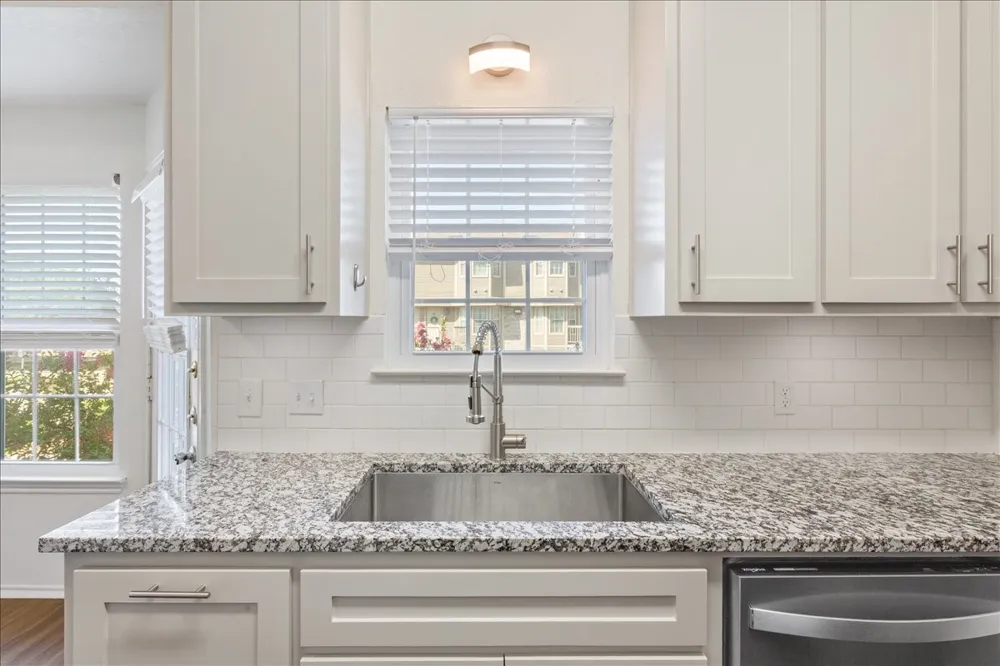 1325 Speight Avenue Waco, TX 76706