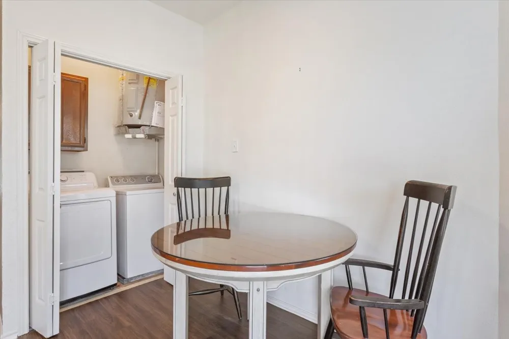 1325 Speight Avenue Waco, TX 76706
