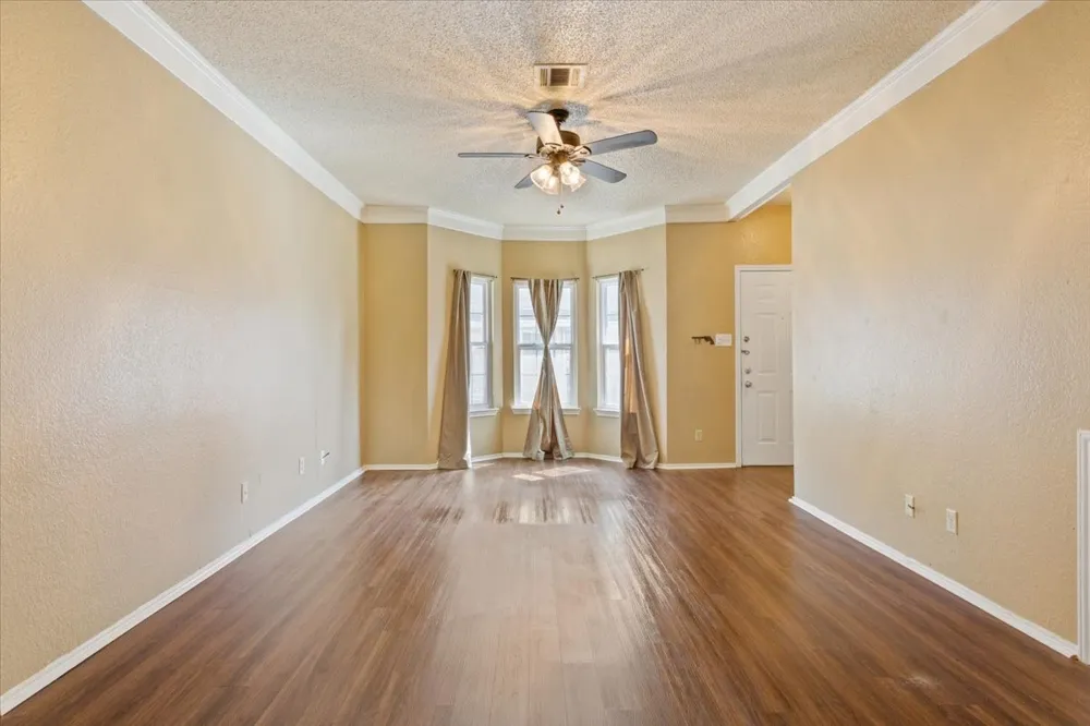 1325 Speight Avenue Waco, TX 76706
