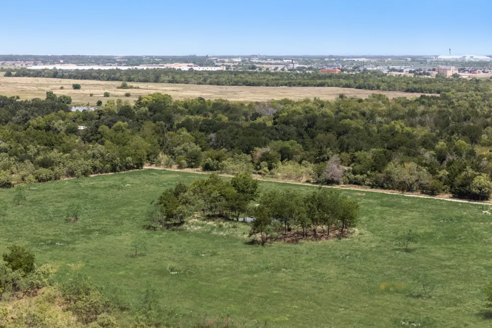 County Rd 301 Terrell, TX 75160