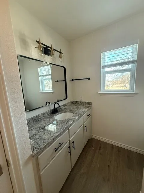 1505 W Pearl Street #15 Granbury, TX 76048