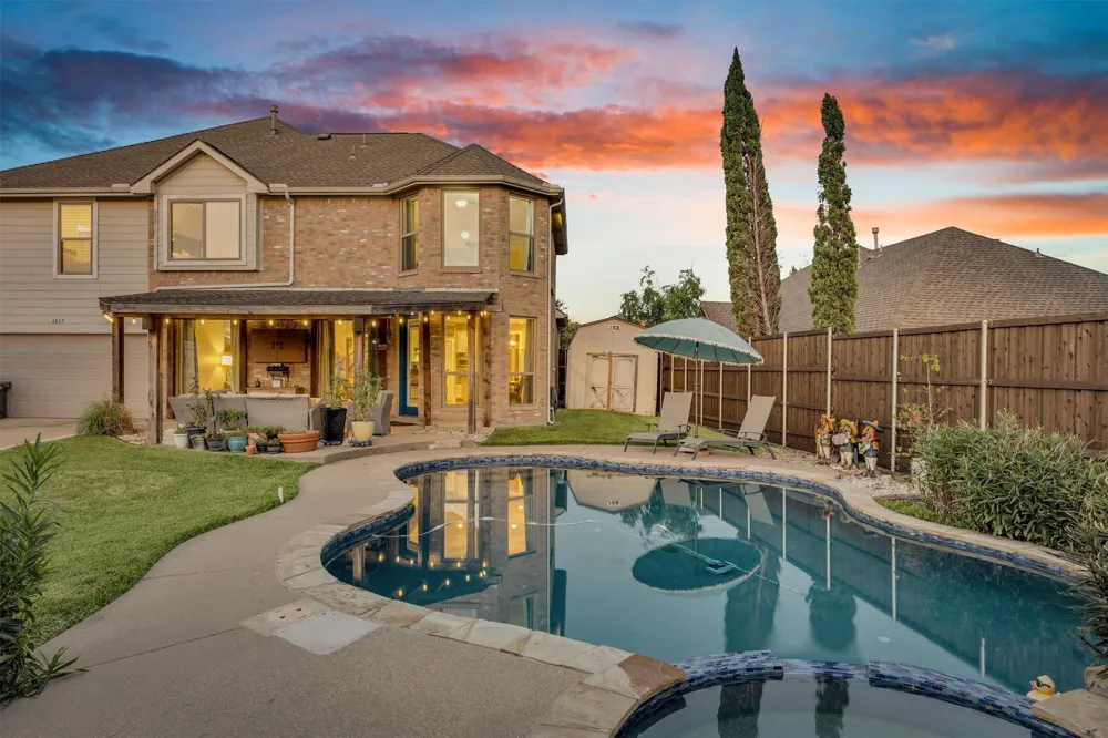 3837 Erath Drive Carrollton, TX 75010