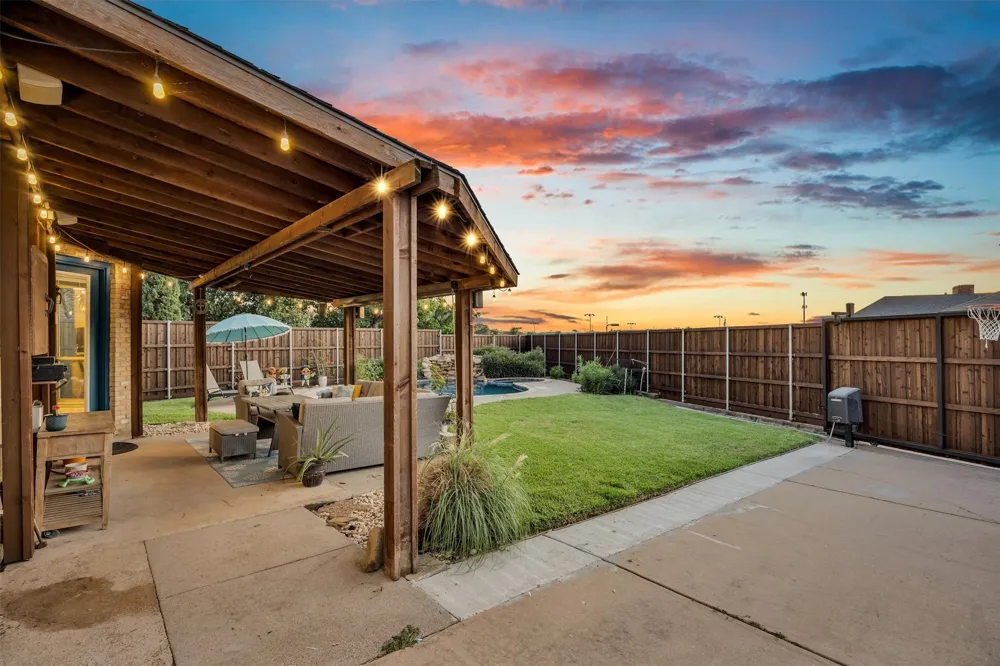 3837 Erath Drive Carrollton, TX 75010