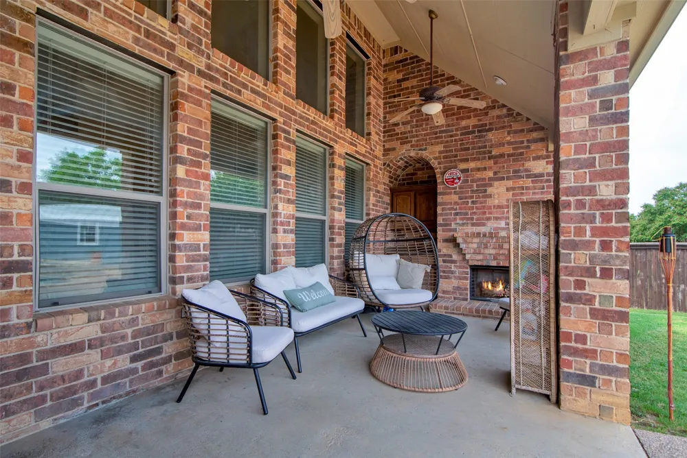 1204 Sand Jack Drive Corinth, TX 76208