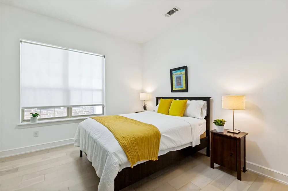 5015 Meridian Lane #1106 Addison, TX 75001