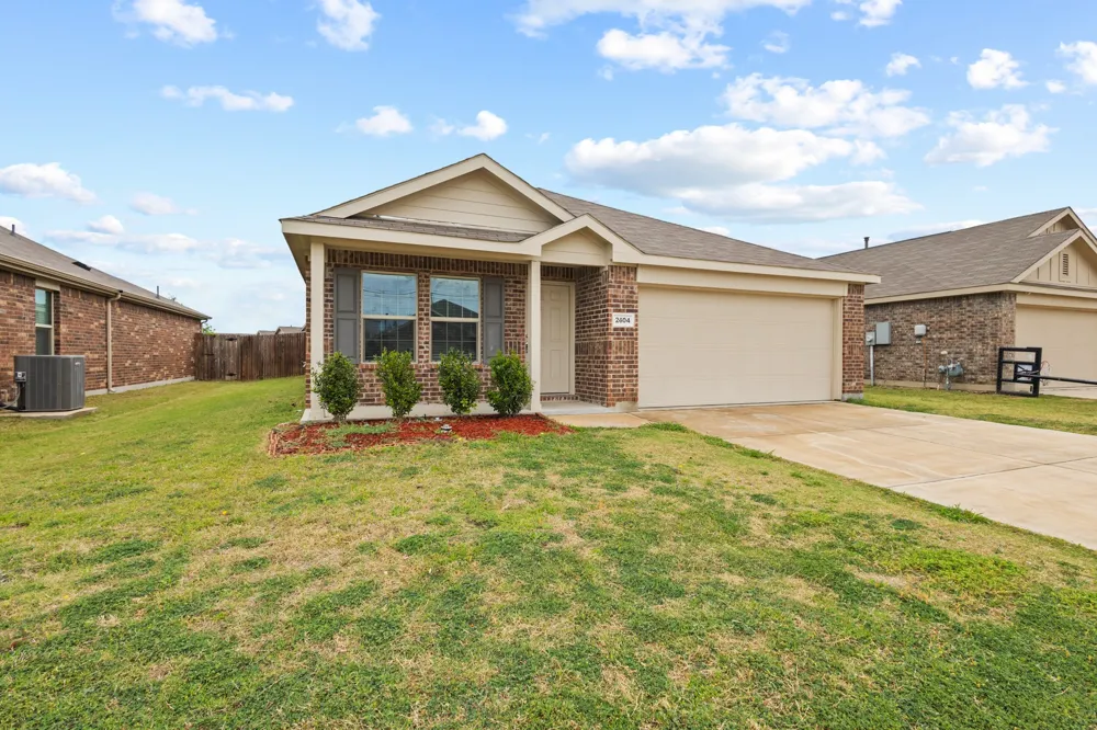 2604 Spring Time Drive Ennis, TX 75119