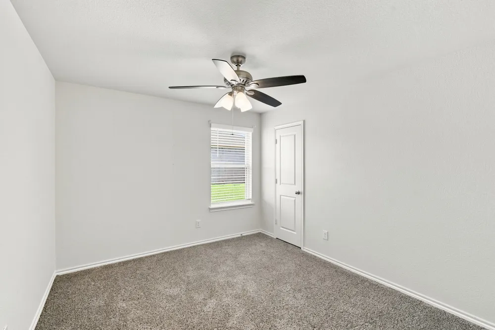 1100 Canterbury Lane Ennis, TX 75119