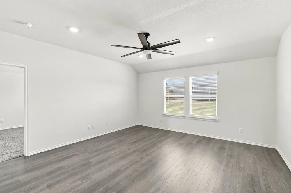 1100 Canterbury Lane Ennis, TX 75119