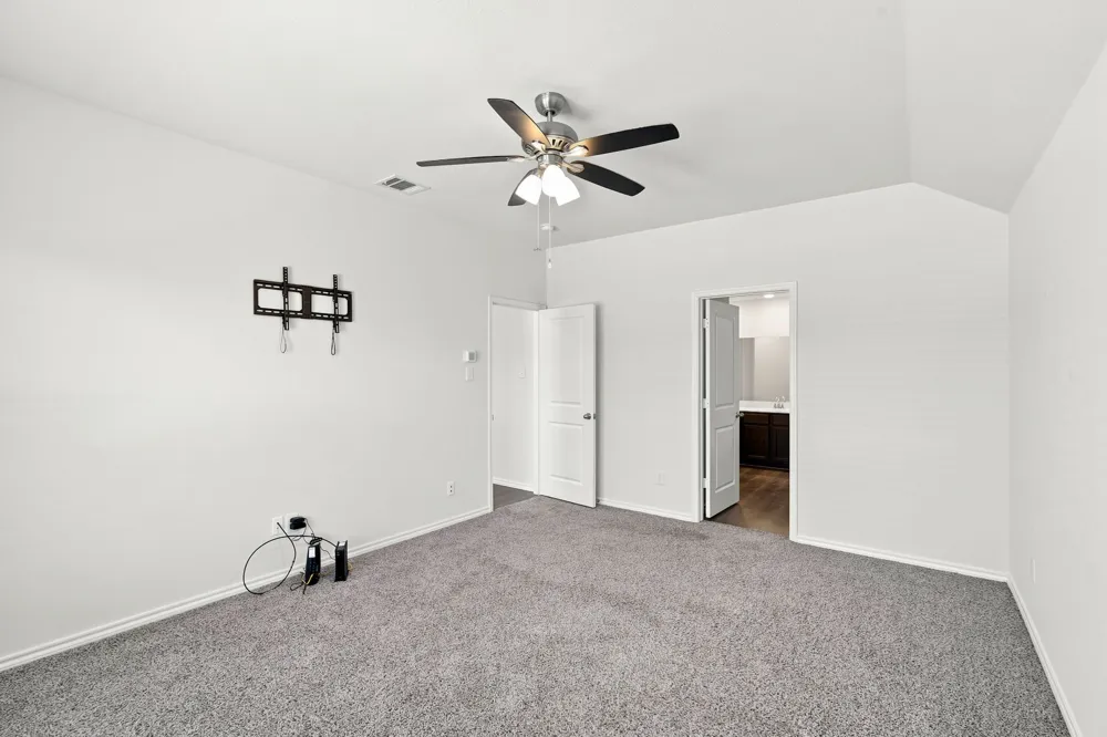 1100 Canterbury Lane Ennis, TX 75119