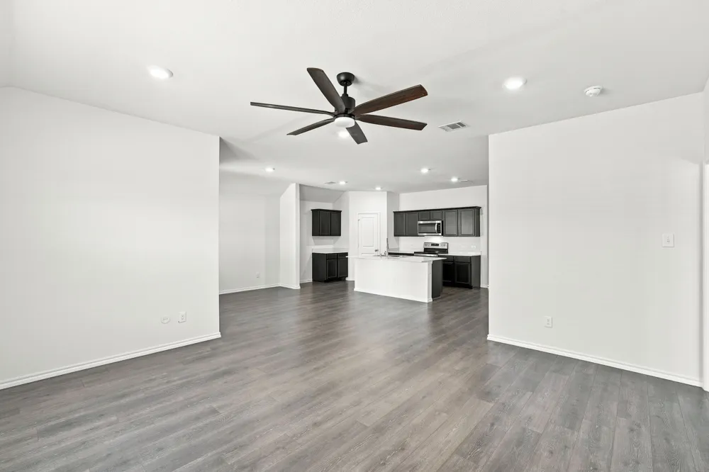 1100 Canterbury Lane Ennis, TX 75119