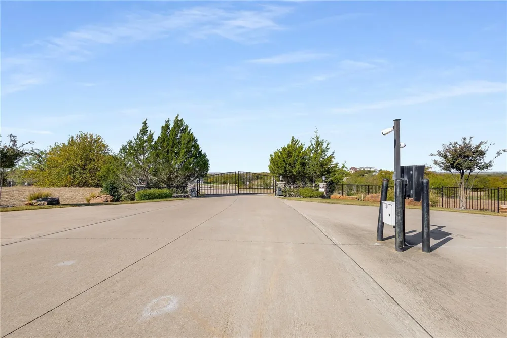3148 Sanctuary Drive Grand Prairie, TX 75104