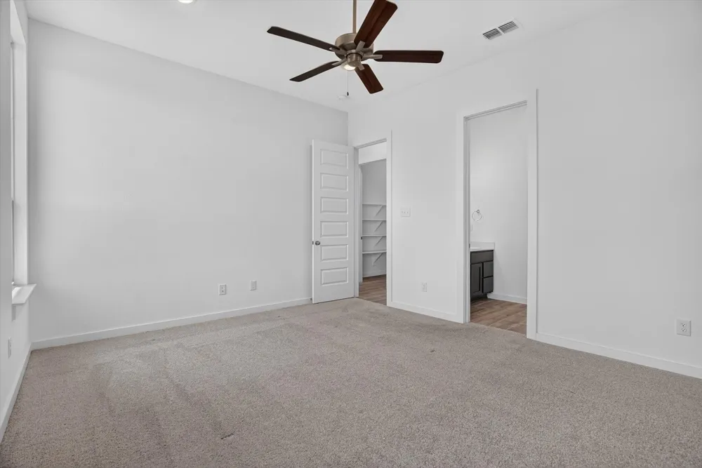 620 Godley Godley, TX 76044