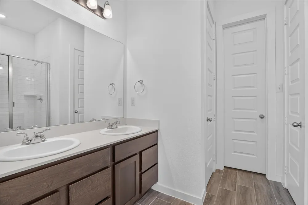 620 Godley Godley, TX 76044