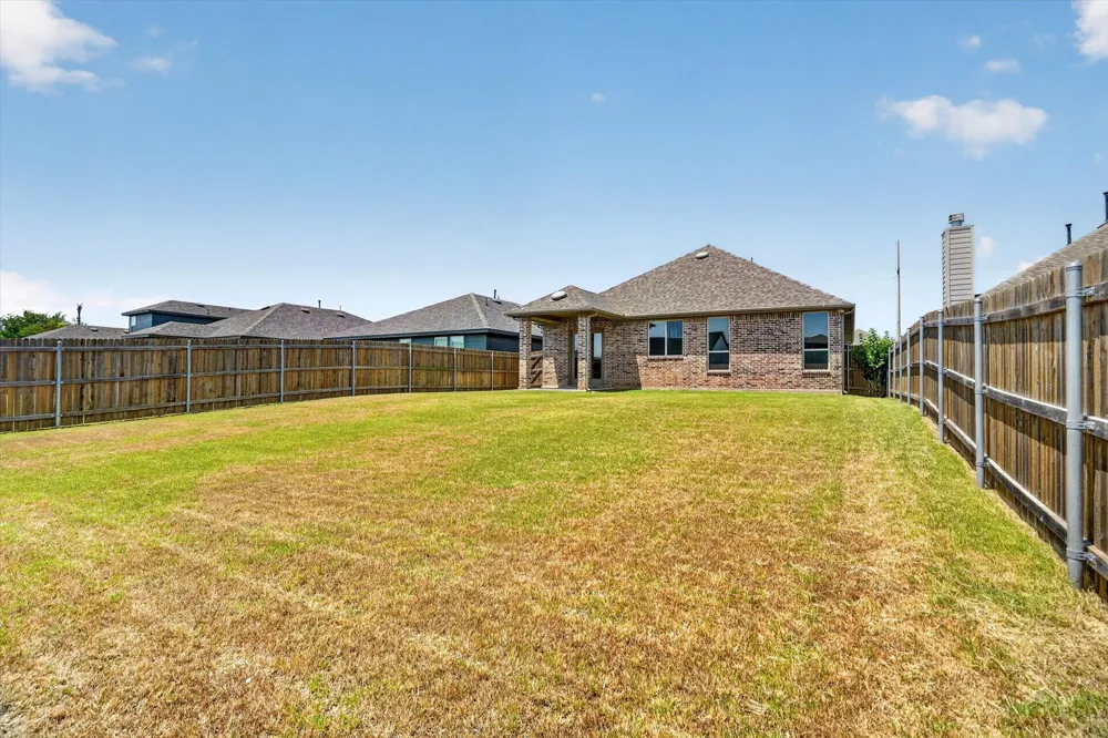 620 Godley Godley, TX 76044