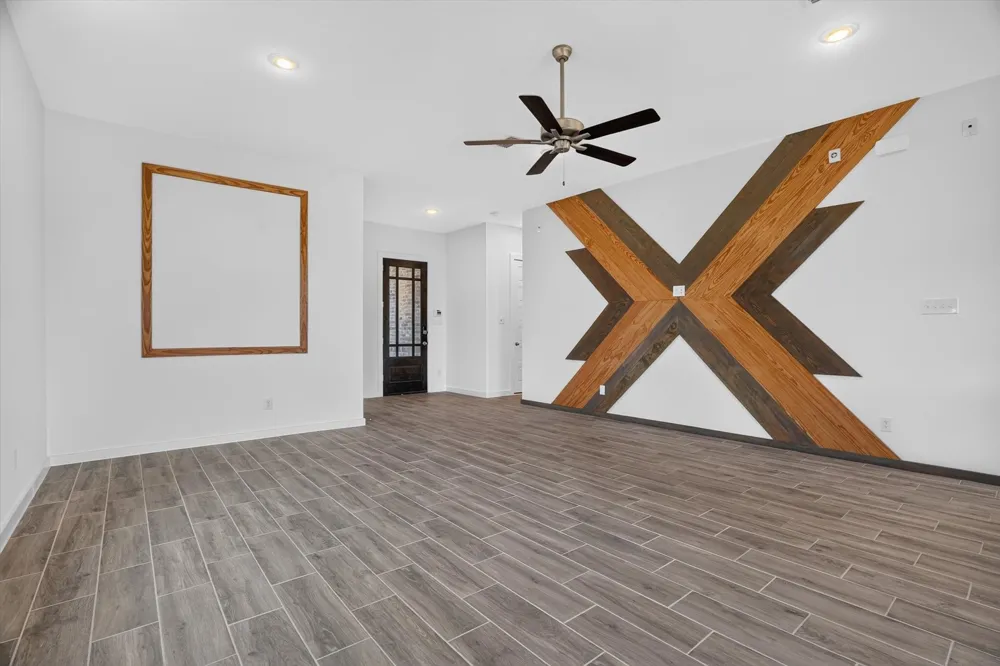 620 Godley Godley, TX 76044