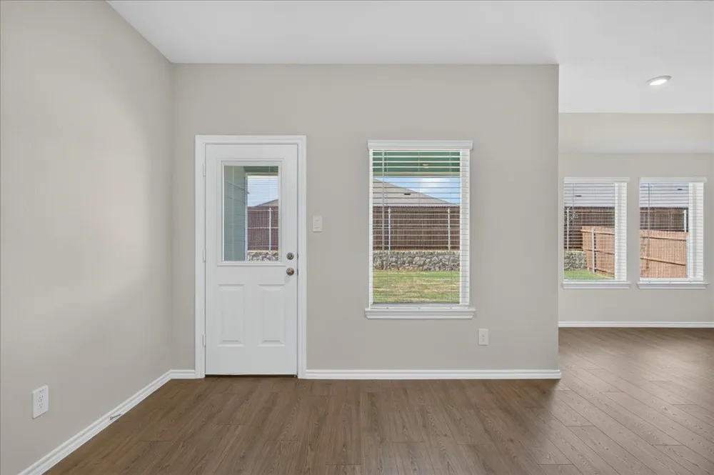 717 Sweet Pea Pilot Point, TX 76258