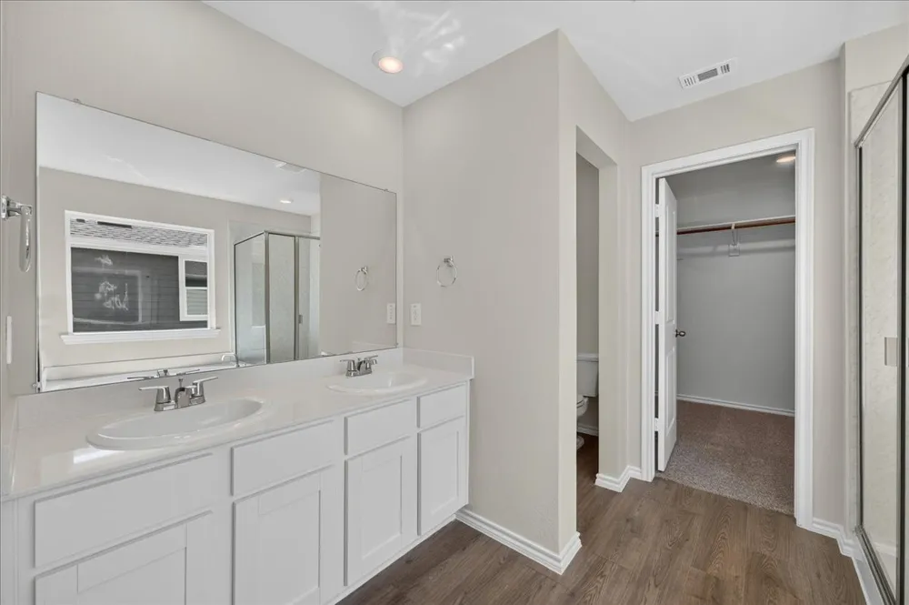 717 Sweet Pea Pilot Point, TX 76258