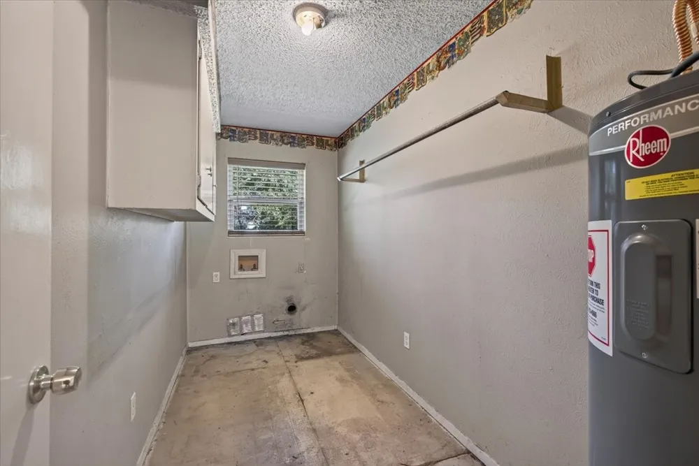 371 Vz County Road 3601 Edgewood, TX 75117