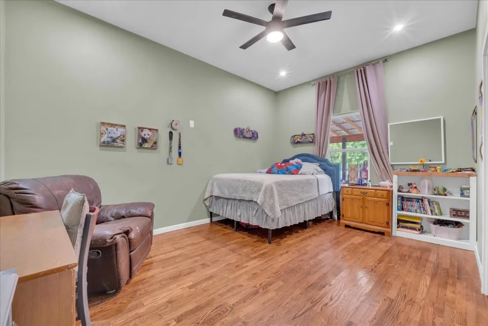 4120 Benjamin Drive Caney City, TX 75148