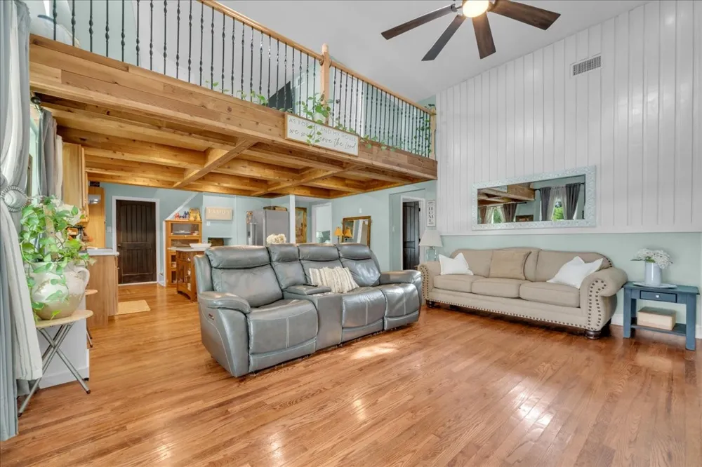 4120 Benjamin Drive Caney City, TX 75148