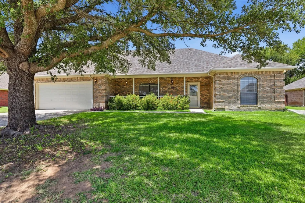 2103 Fair Oaks Drive Bridgeport, TX 76426