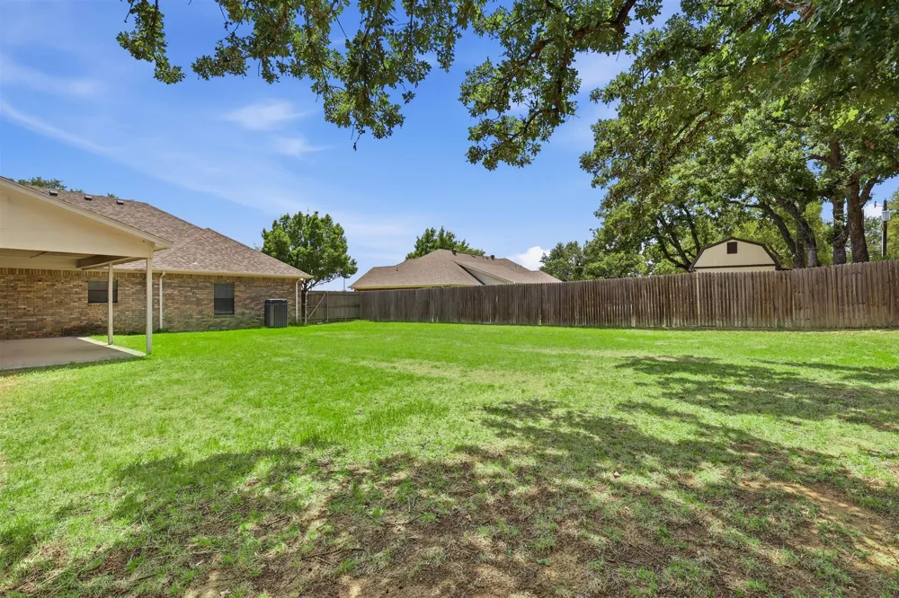 2103 Fair Oaks Drive Bridgeport, TX 76426