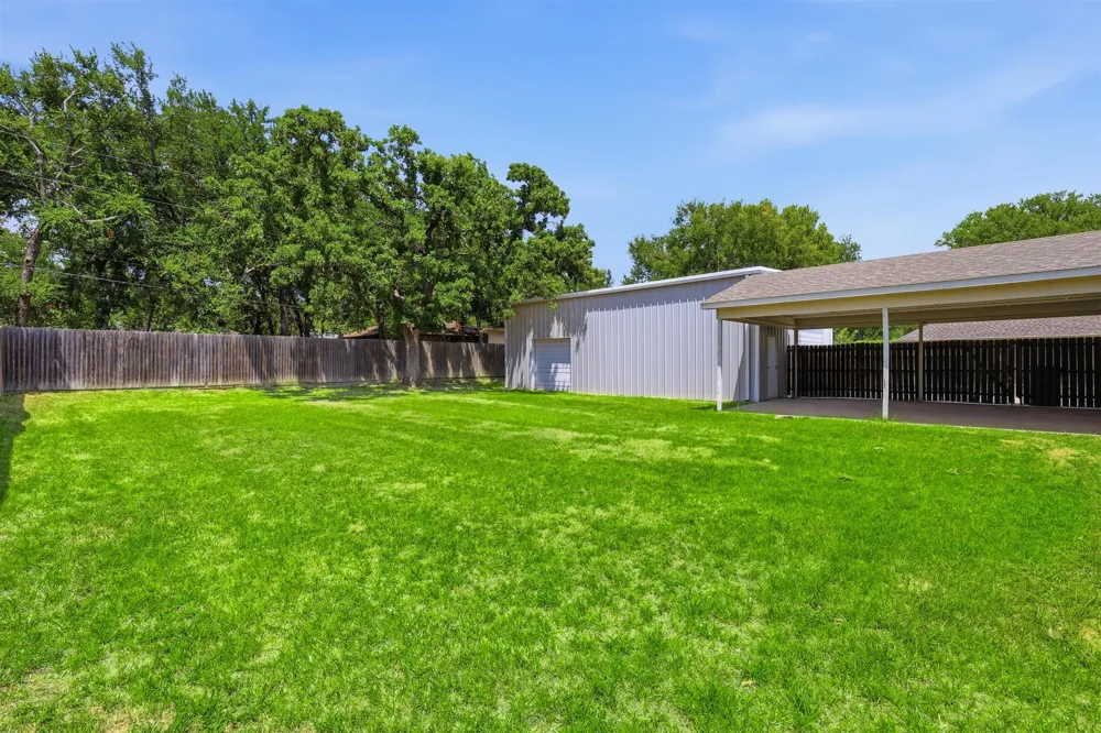 2103 Fair Oaks Drive Bridgeport, TX 76426