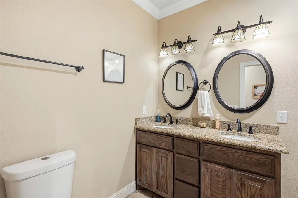 21 Lone Oak Boulevard Pottsboro, TX 75076