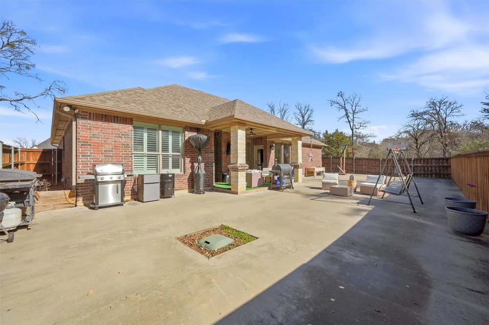 21 Lone Oak Boulevard Pottsboro, TX 75076
