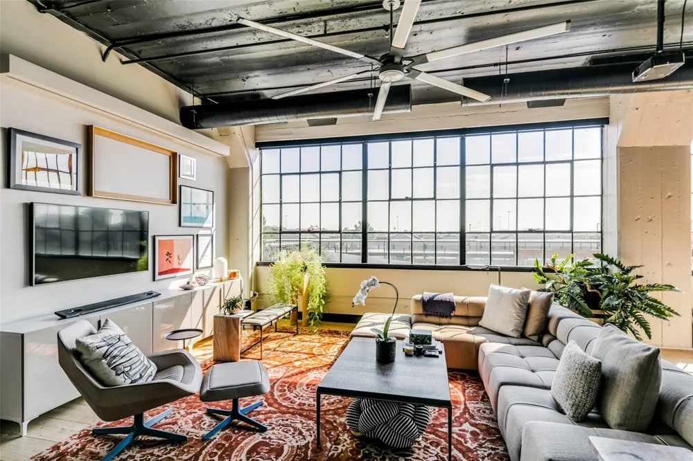 2220 Canton Street #406 Dallas, TX 75201
