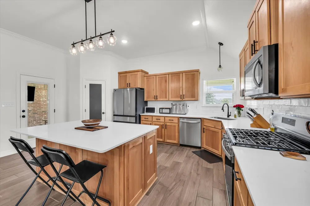 820 Secretariat Drive Hewitt, TX 76643