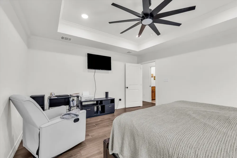 820 Secretariat Drive Hewitt, TX 76643