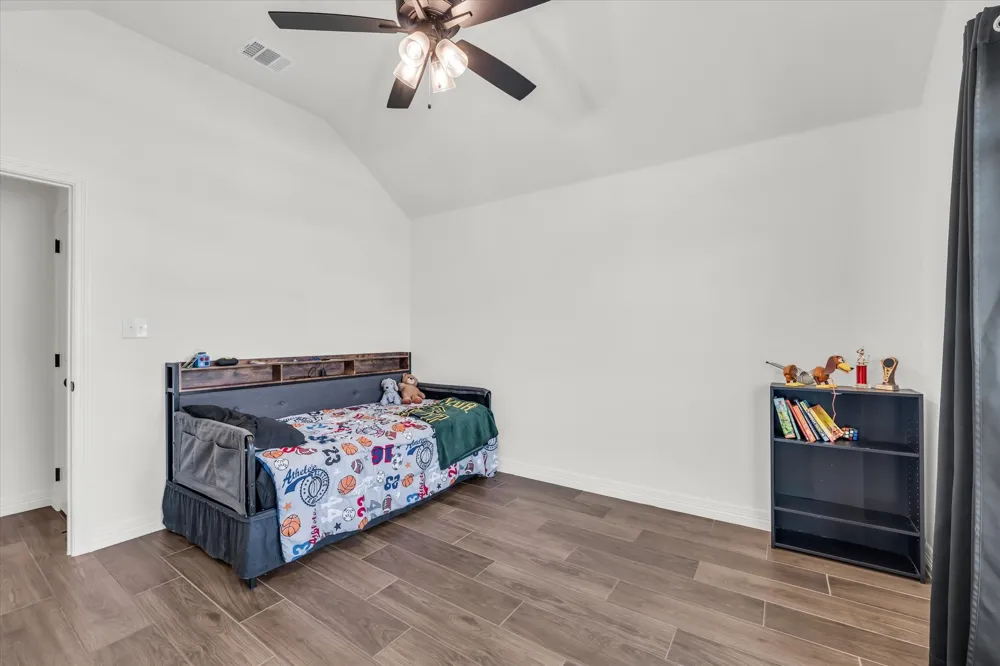 820 Secretariat Drive Hewitt, TX 76643