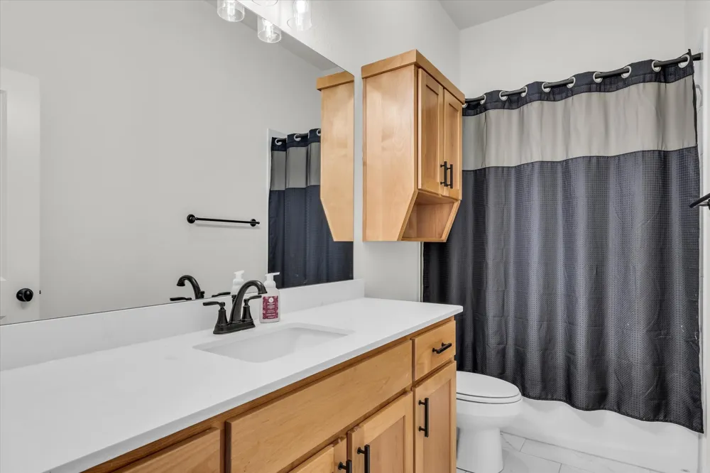 820 Secretariat Drive Hewitt, TX 76643