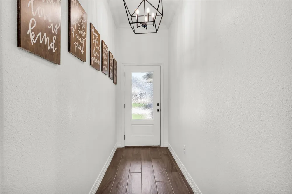 820 Secretariat Drive Hewitt, TX 76643