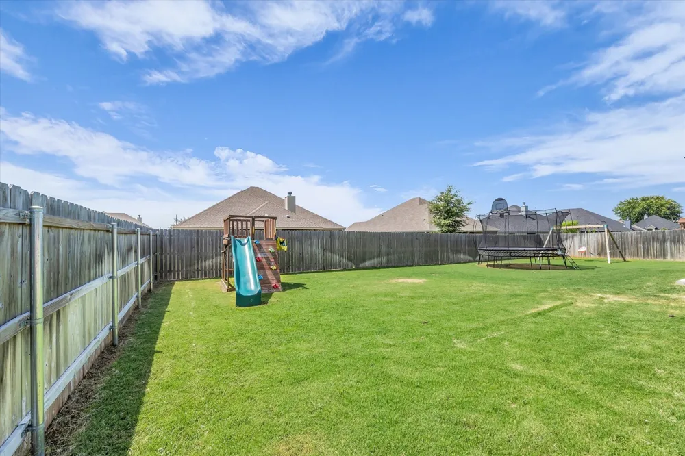 820 Secretariat Drive Hewitt, TX 76643