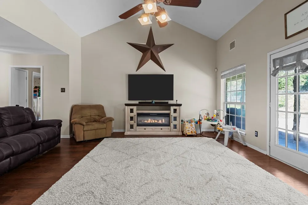 156 PR 3626 Springtown, TX 76082