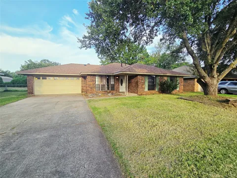 4911 Longstreet Place
