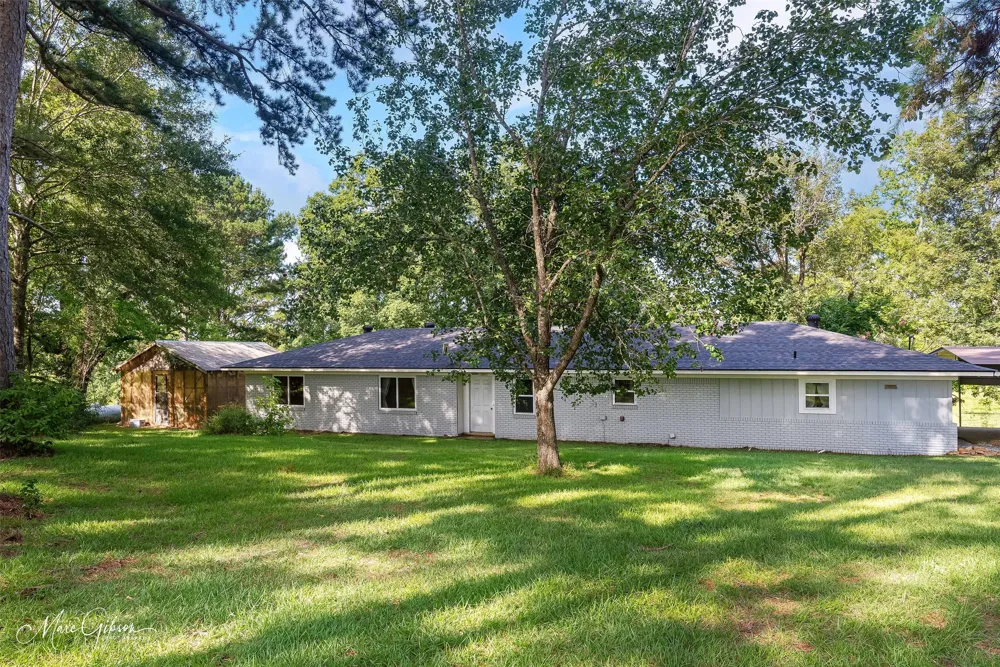 113 Breezy Road Gibsland, LA 71028