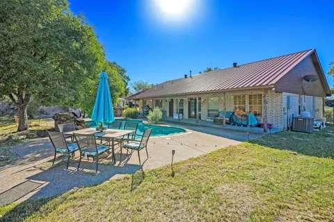 156 Private Road 3626