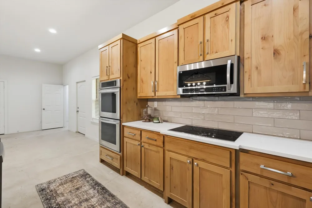 1445 County Road 3690 Paradise, TX 76073